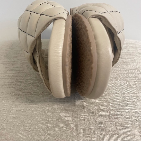 SEYSCHELLES WIDE AWAKE SLIP ON PUFFY LEATHER QUILTED SLIDES - Picture 7 of 8